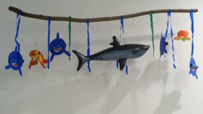 Was schwimmt denn da so munter im Wasser?  (Bild vergr&ouml;&szlig;ern)