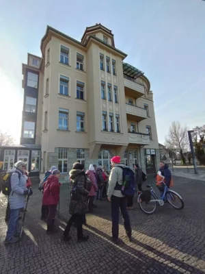 Treff zur 9 km Tour  (Bild vergr&ouml;&szlig;ern)