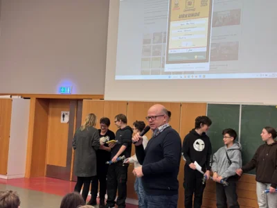 Foto des Albums: Gemeinsam Erfolge feiern: Sterne des Sportes, LEGO League und Englisch-Olympiade