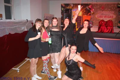 Foto des Albums: Karneval am Abend