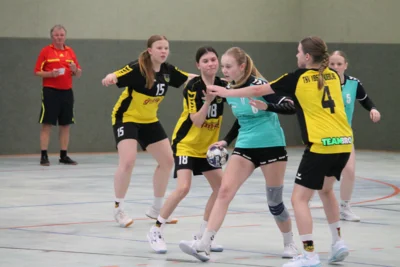Foto des Albums: Klarer Auswärtssieg unserer C-Jugend