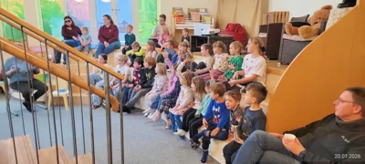 Foto des Albums: Lesenachmittag am laufenden Band