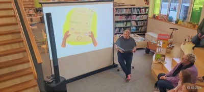 Foto des Albums: Lesenachmittag am laufenden Band