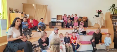 Foto des Albums: Lesenachmittag am laufenden Band