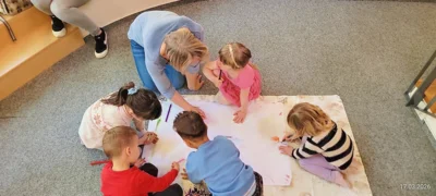 Foto des Albums: Lesenachmittag am laufenden Band