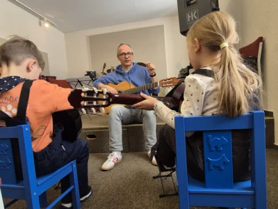 2026 Gespr&auml;chskonzerte Gitarre SW (28) 