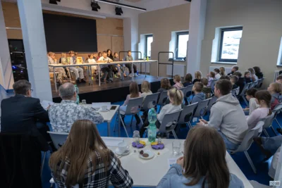 Foto des Albums: Grundschüler als Vorleser