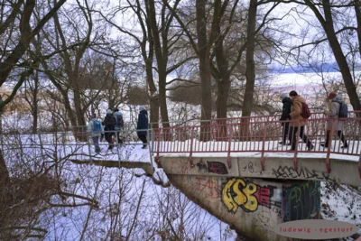 RAD-WANDERGRUPPE im Winter  (Bild vergr&ouml;&szlig;ern)
