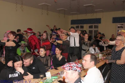 Foto des Albums: Karneval am Abend 7. Februar