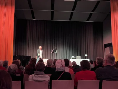 Foto des Albums: „Auch die Fische mögen heimlich träumen“ - Lesung mit Konzert aus Anlass des Internationalen Tags zum Gedenken an die Opfer des Holocaust