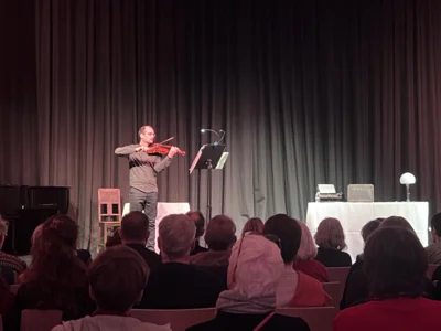 Foto des Albums: „Auch die Fische mögen heimlich träumen“ - Lesung mit Konzert aus Anlass des Internationalen Tags zum Gedenken an die Opfer des Holocaust