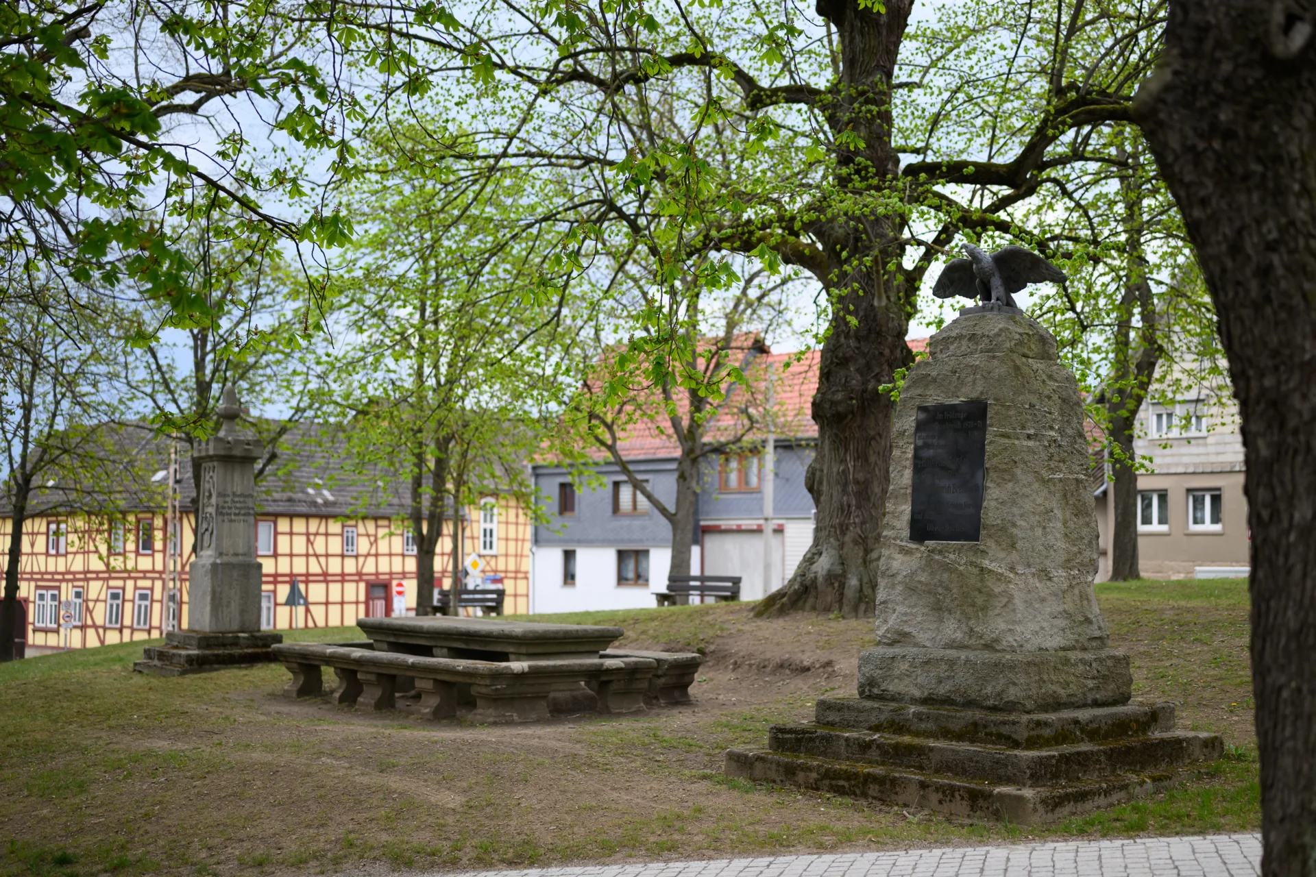 Bild : Angerplatz_04.25