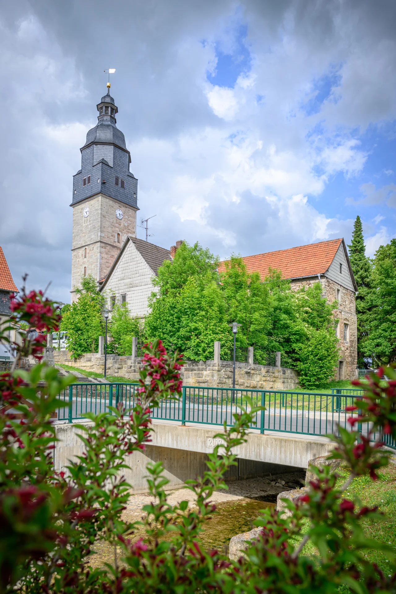 Bild : Kirche_05.25