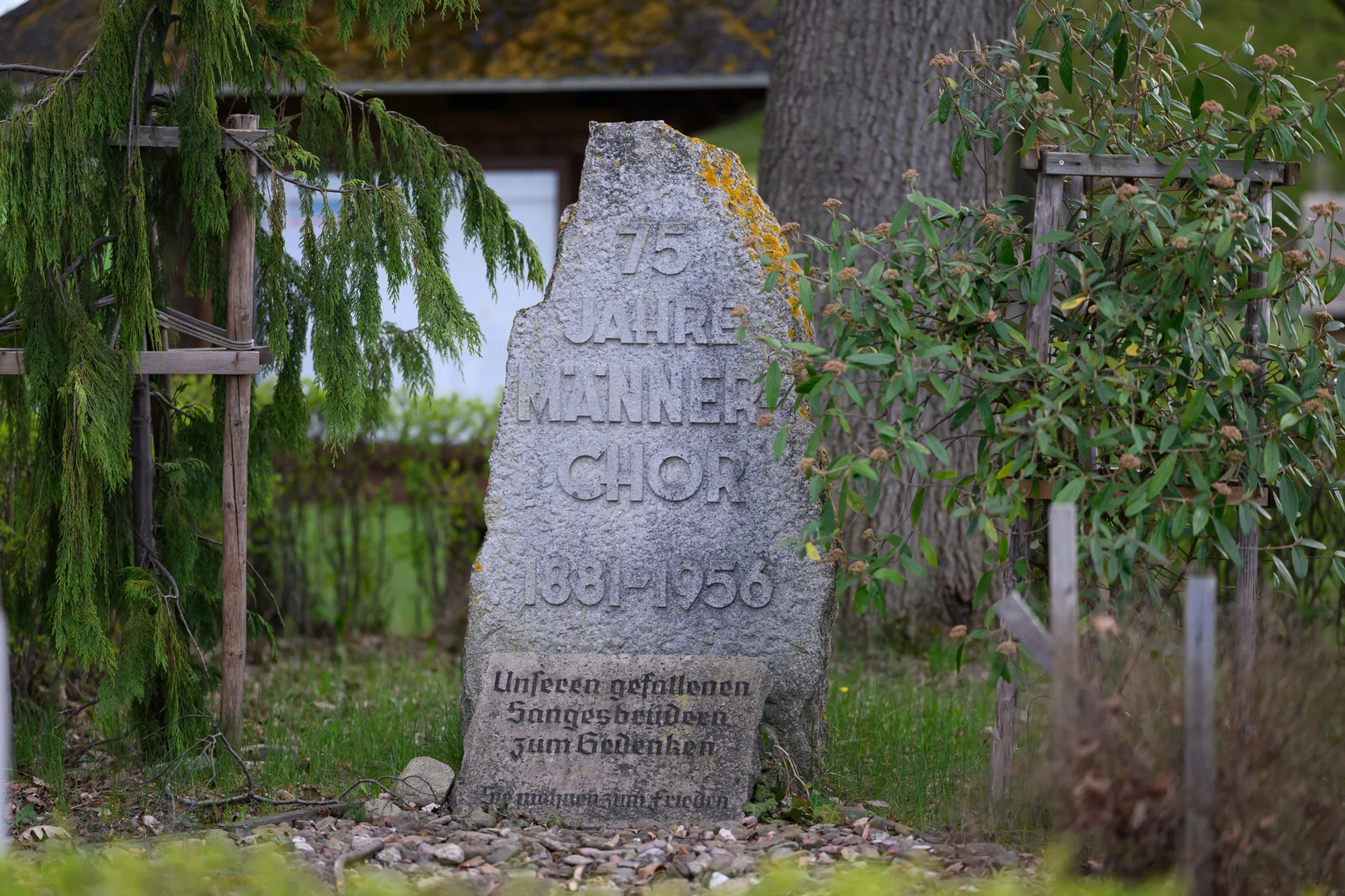 Bild : Dängerdenkmal_Gedenkstein_04.25