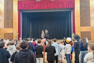 Foto des Albums: Helau am SHG – Faschingsspaß pur für die Klassen 5 und 6