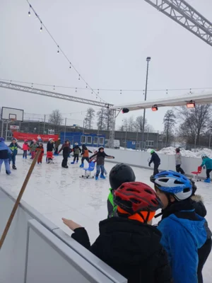 Foto des Albums: Beim Eislaufen