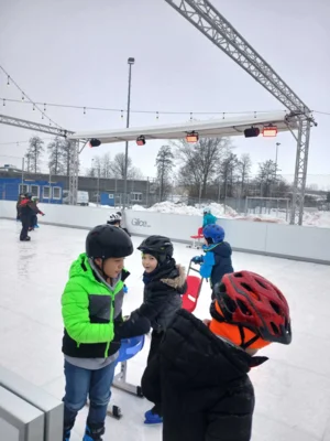 Foto des Albums: Beim Eislaufen