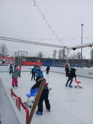 Foto des Albums: Beim Eislaufen