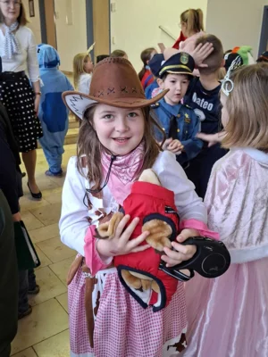 Foto des Albums: Fasching in der Schule