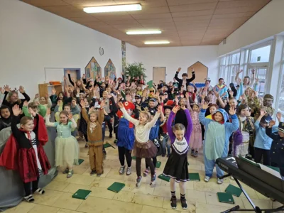 Foto des Albums: Fasching in der Schule