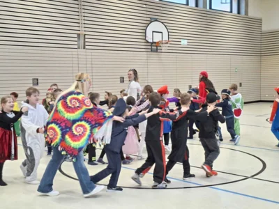 Foto des Albums: Fasching in der Schule