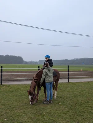 Foto des Albums: Spende der Bürgerstiftung für das therapeutische Reiten