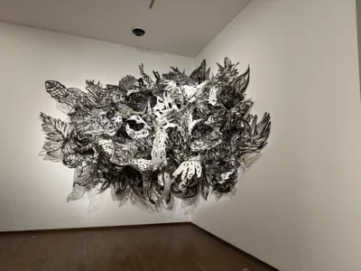 Papierskulptur im Albertinum 