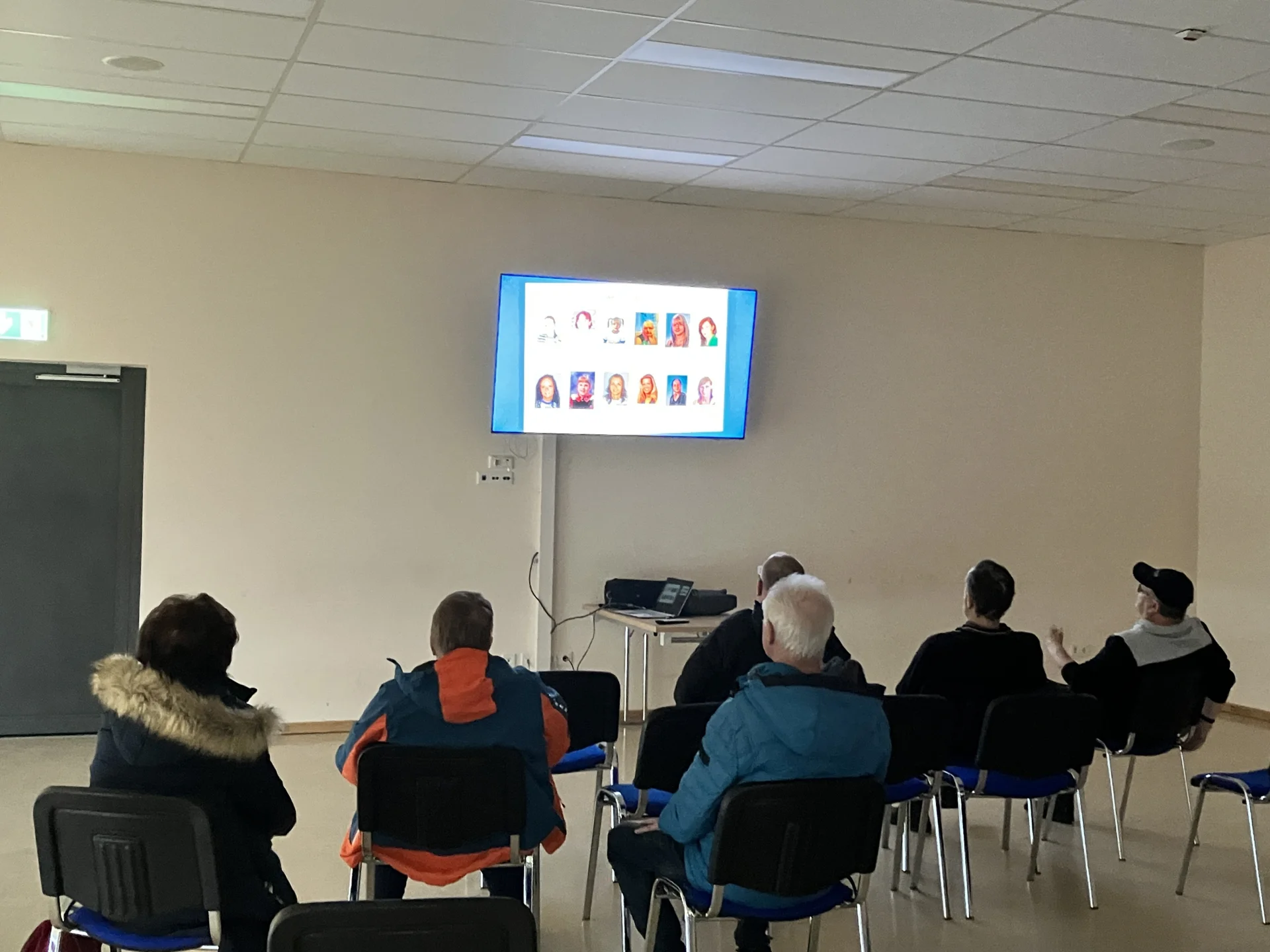 Bild: Diashow mit Rückblicken auf 20 Jahre HC Salzland