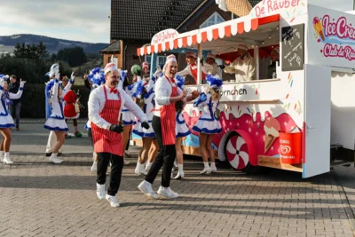 Foto des Albums: Karnevalsumzug