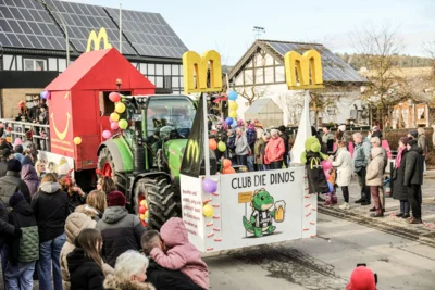 Foto des Albums: Karnevalsumzug