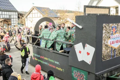 Foto des Albums: Karnevalsumzug
