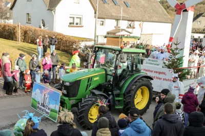 Foto des Albums: Karnevalsumzug