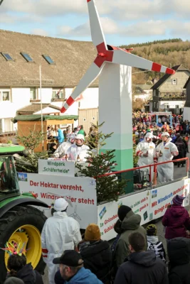 Foto des Albums: Karnevalsumzug