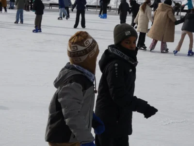 Foto des Albums: Klassen 3b, 3c und 3d - Eislaufen - Februar 2026