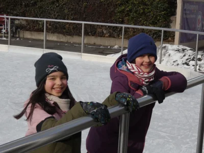 Foto des Albums: Klassen 3b, 3c und 3d - Eislaufen - Februar 2026