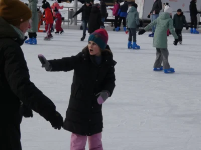 Foto des Albums: Klassen 3b, 3c und 3d - Eislaufen - Februar 2026