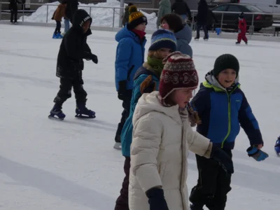Foto des Albums: Klassen 3b, 3c und 3d - Eislaufen - Februar 2026