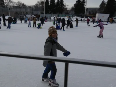 Foto des Albums: Klassen 3b, 3c und 3d - Eislaufen - Februar 2026
