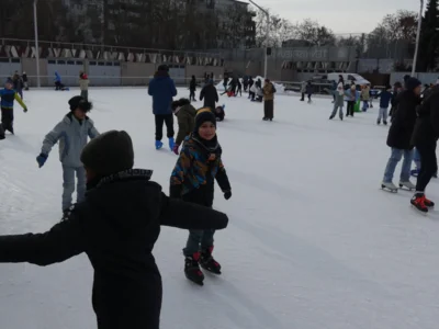 Foto des Albums: Klassen 3b, 3c und 3d - Eislaufen - Februar 2026