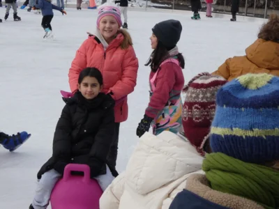 Foto des Albums: Klassen 3b, 3c und 3d - Eislaufen - Februar 2026