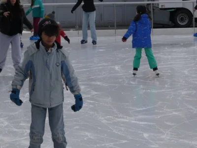 Foto des Albums: Klassen 3b, 3c und 3d - Eislaufen - Februar 2026