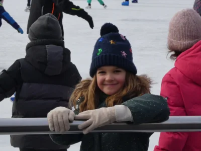 Foto des Albums: Klassen 3b, 3c und 3d - Eislaufen - Februar 2026