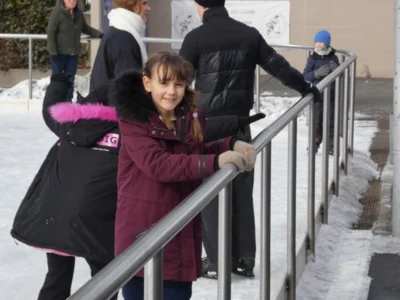 Foto des Albums: Klassen 3b, 3c und 3d - Eislaufen - Februar 2026