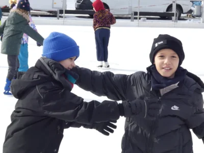 Foto des Albums: Klassen 3b, 3c und 3d - Eislaufen - Februar 2026