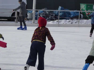 Foto des Albums: Klassen 3b, 3c und 3d - Eislaufen - Februar 2026
