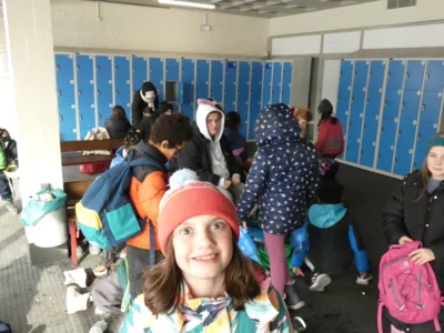 Foto des Albums: Klassen 3b, 3c und 3d - Eislaufen - Februar 2026