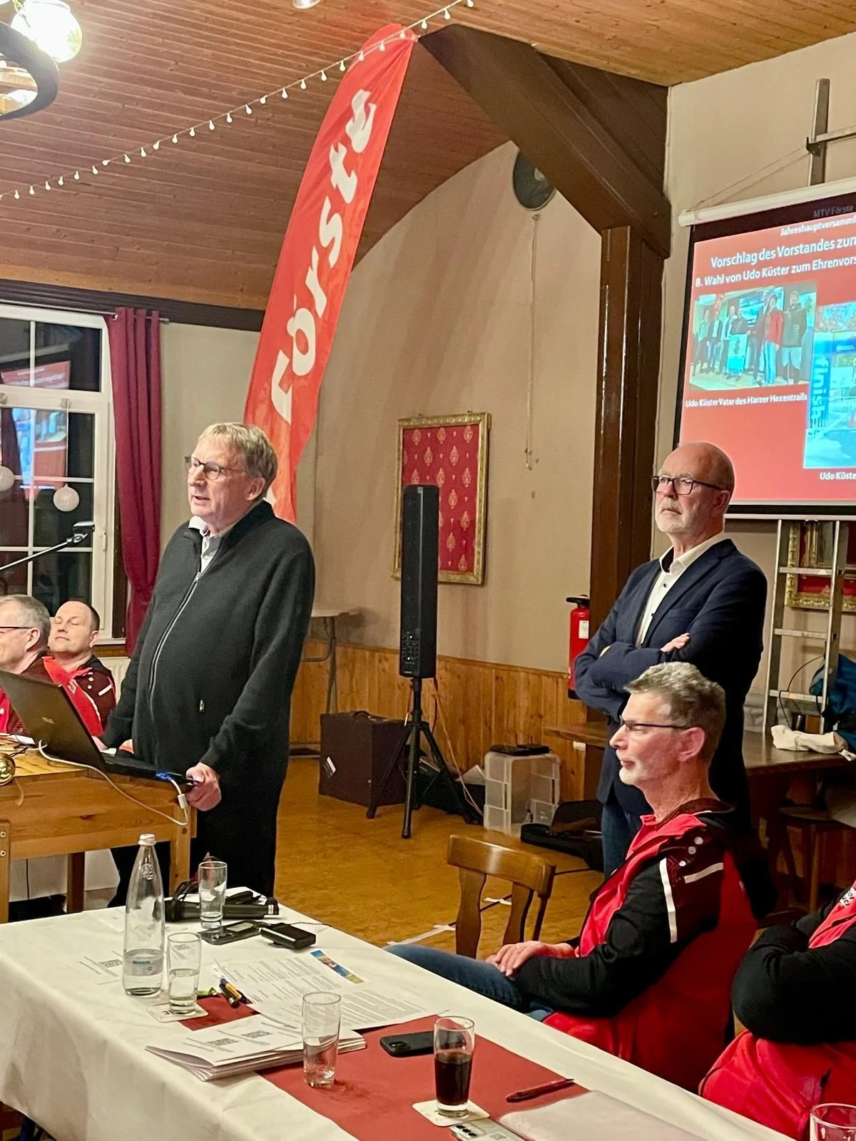 Bild: 2026-MTV-JHV Udo Küster Wahl zum Ehrenvorsitzenden