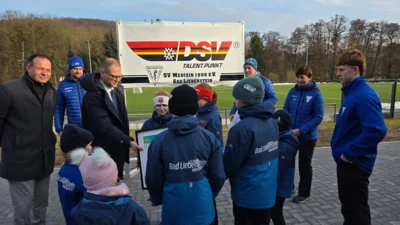 Foto des Albums: Übergabe Ehrenamtsurkunde