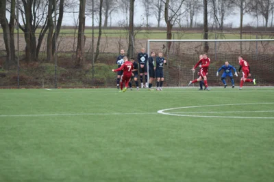 Foto des Albums: Testspiel gegen den TSV Wennigsen 1:2 verloren