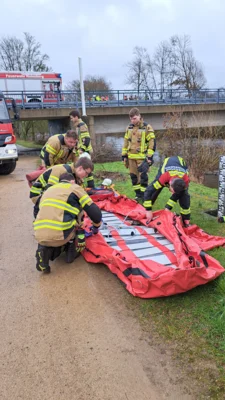 Foto: FF HS LE Karken-Kempen  (Bild vergr&ouml;&szlig;ern)